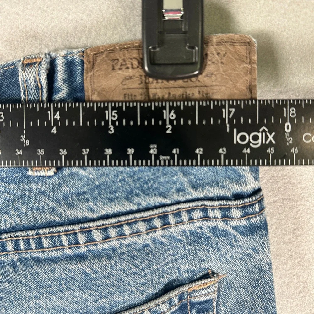 VTG Faded Glory Relaxed Fit Jeans Mens 36x29 Blue Light Wash Distressed Y2K